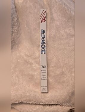 Buxom Power Line Plumping Lip Liner - Hi Def Honey NEW